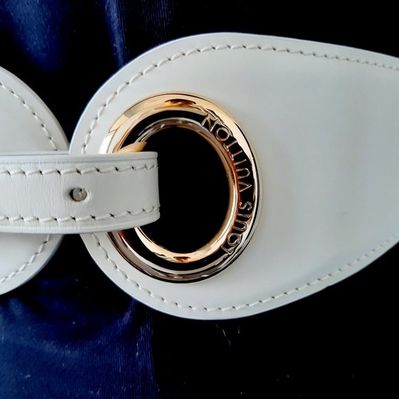 Louis Vuitton authentic white leather belt - Picture 3 of 14